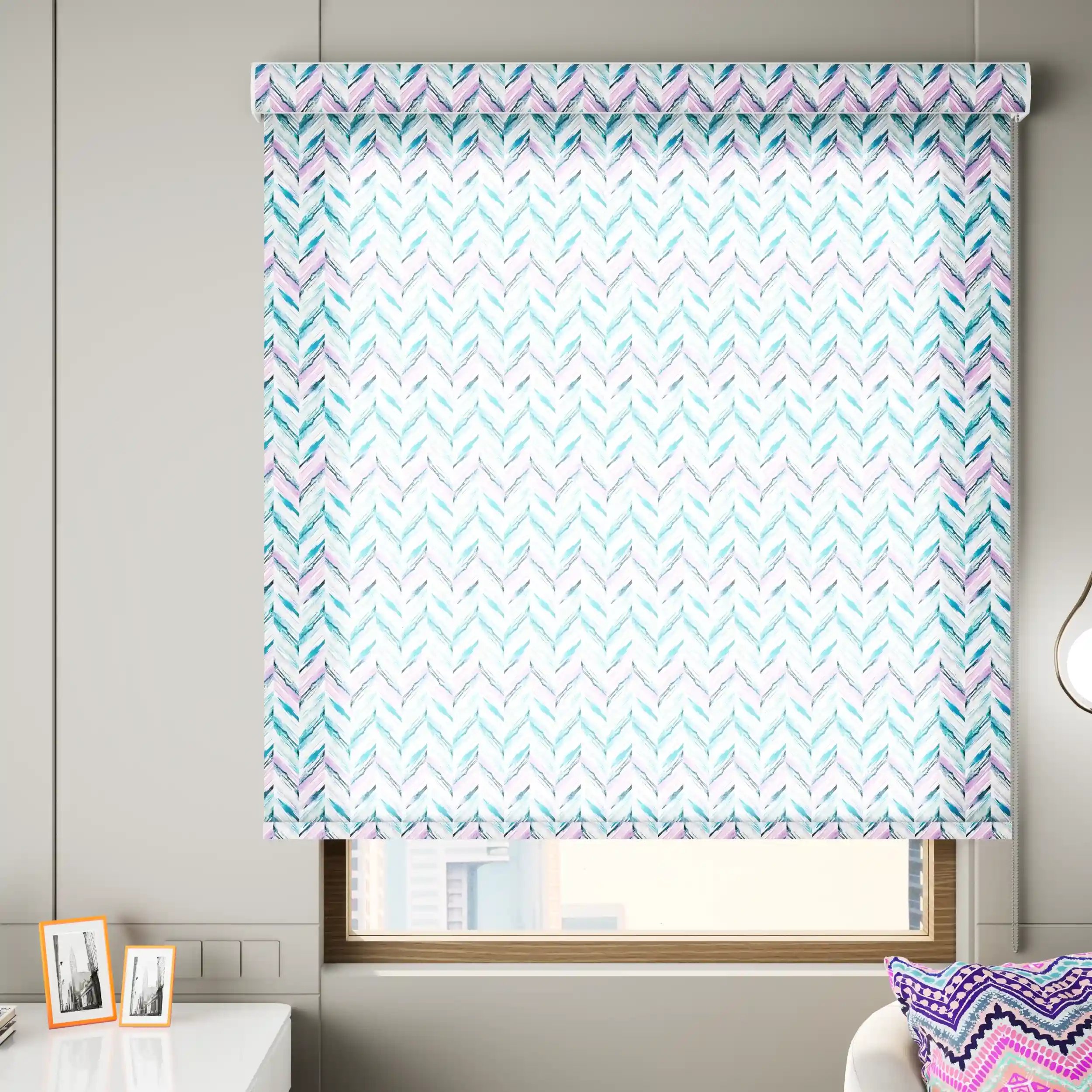 ستائر الرولر الشمسيّة (سولار)