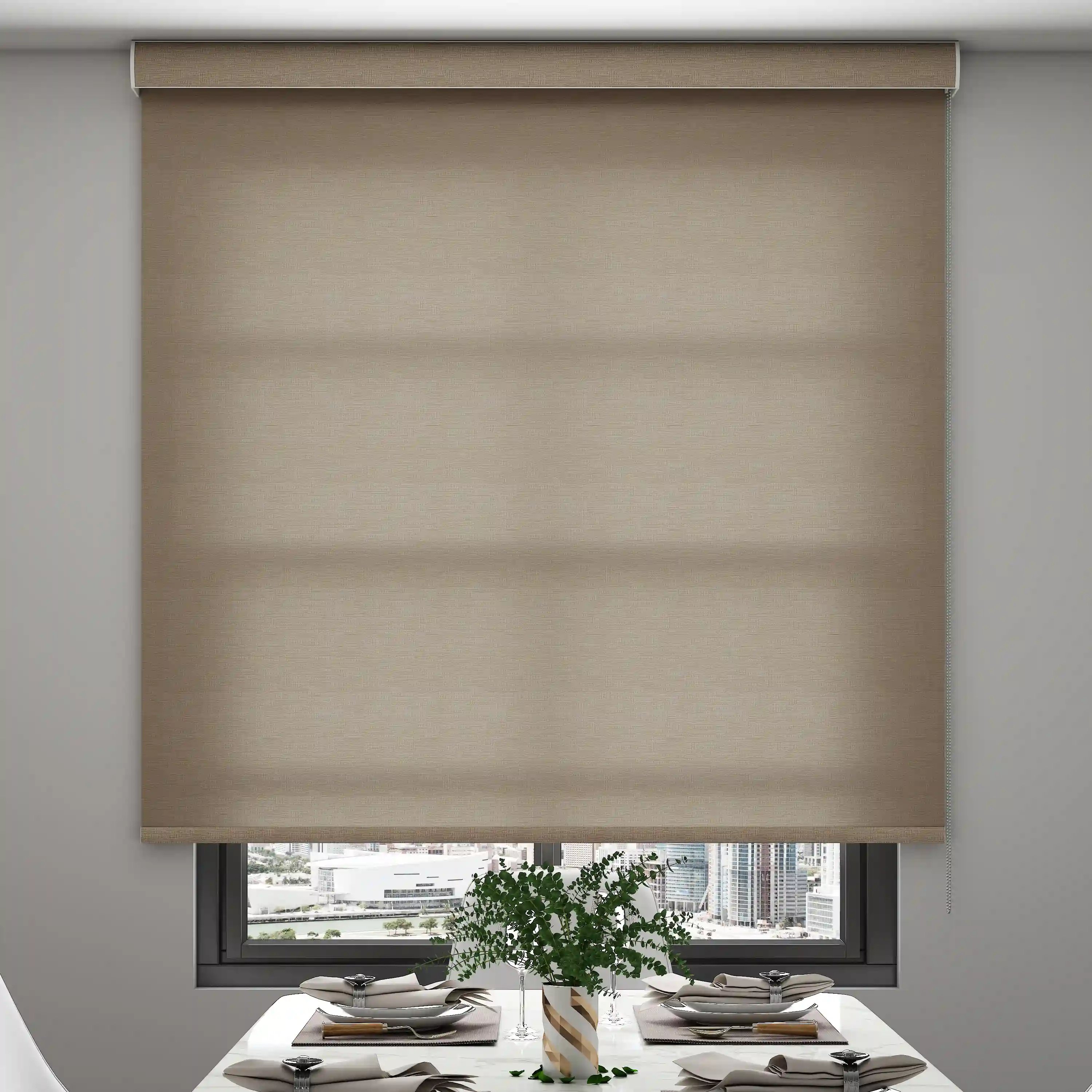 ستائر الرولر الشمسيّة (سولار)