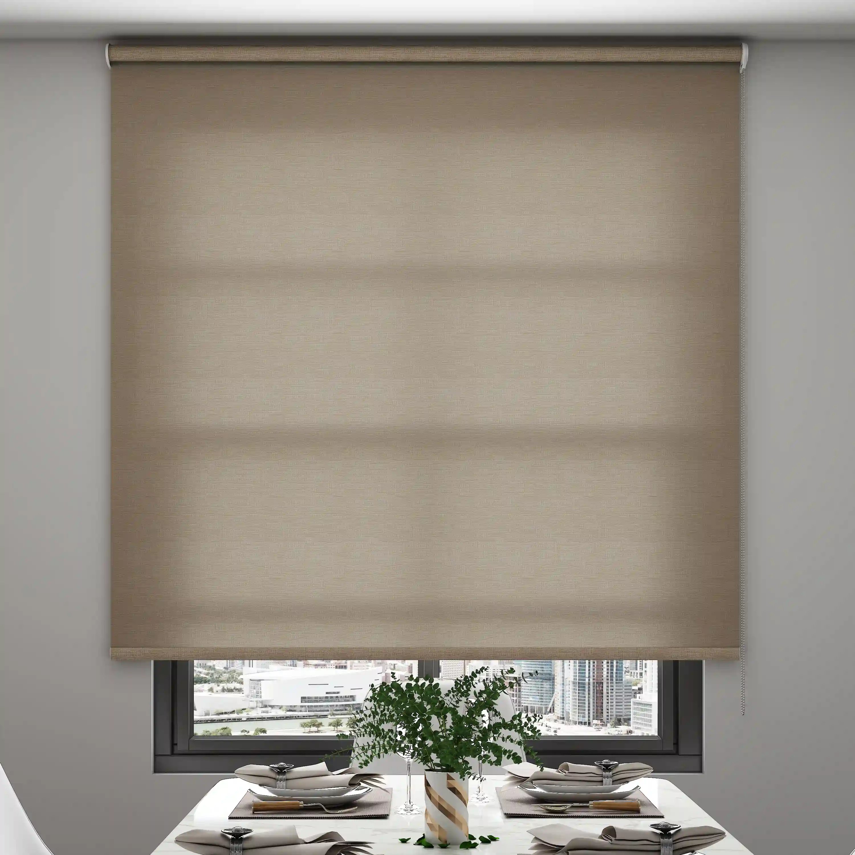 ستائر الرولر الشمسيّة (سولار)